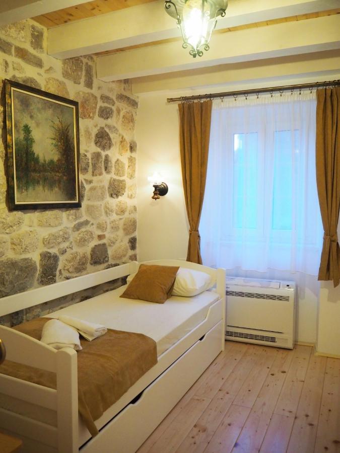 Romantic Stone House By The Sea **** كوتور المظهر الخارجي الصورة